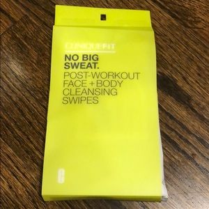 Clinique FIT Post-Workout Face+Body Cleansing WPS